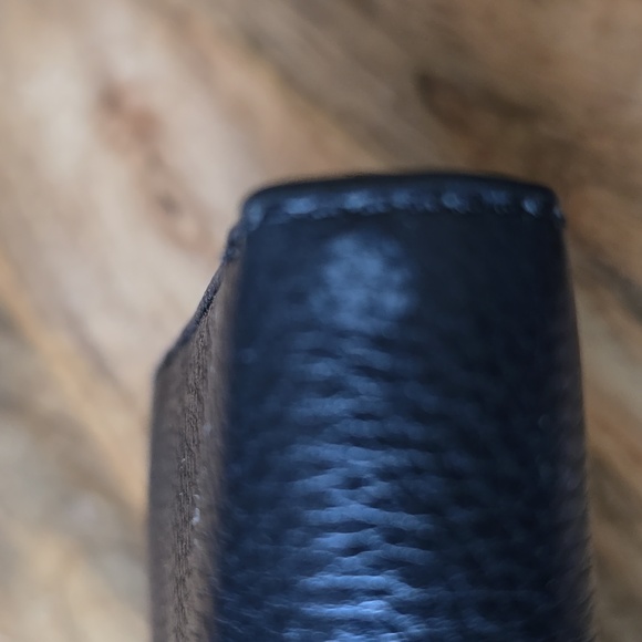 Tory Burch Women's 141004 Pebbled Leather Britten Zip Continental Wallet (Black) - Picture 11 of 11